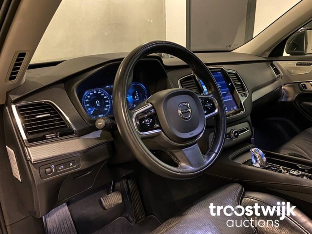 Volvo XC90 2.0 T8 Twin Engine AWD Inscription Auto