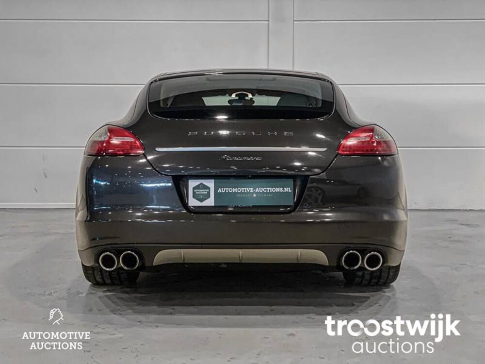 Porsche Panamera 3.6 Platinum Edition Auto