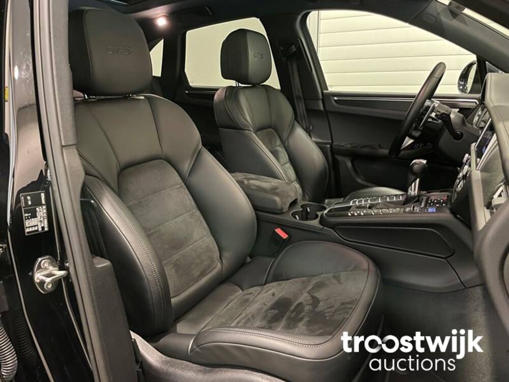 Porsche Macan GTS 2.9 V6 Auto