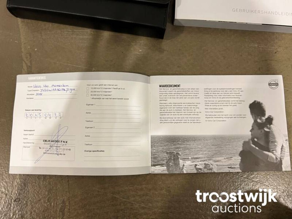 Volvo V60 2.4 D6 AWD Plug-In Hybrid Momentum Auto