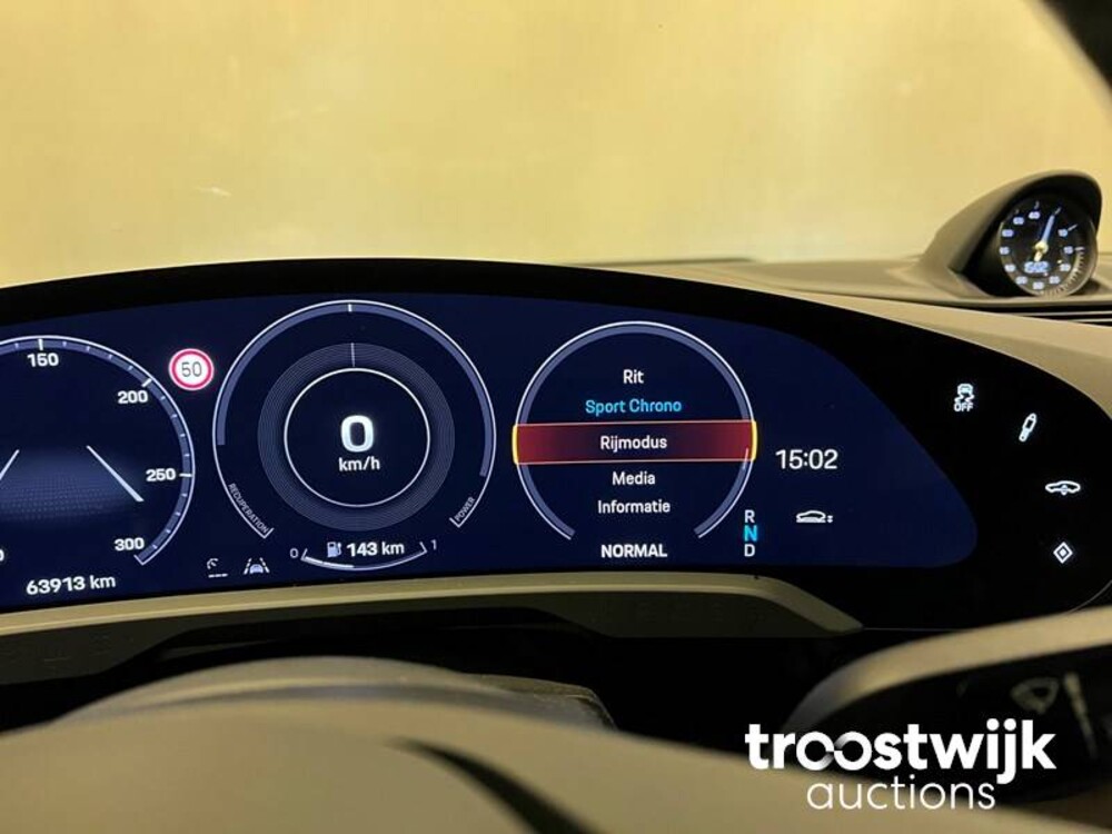 Porsche Taycan Turbo SportChrono SportDesign 680pk 2020