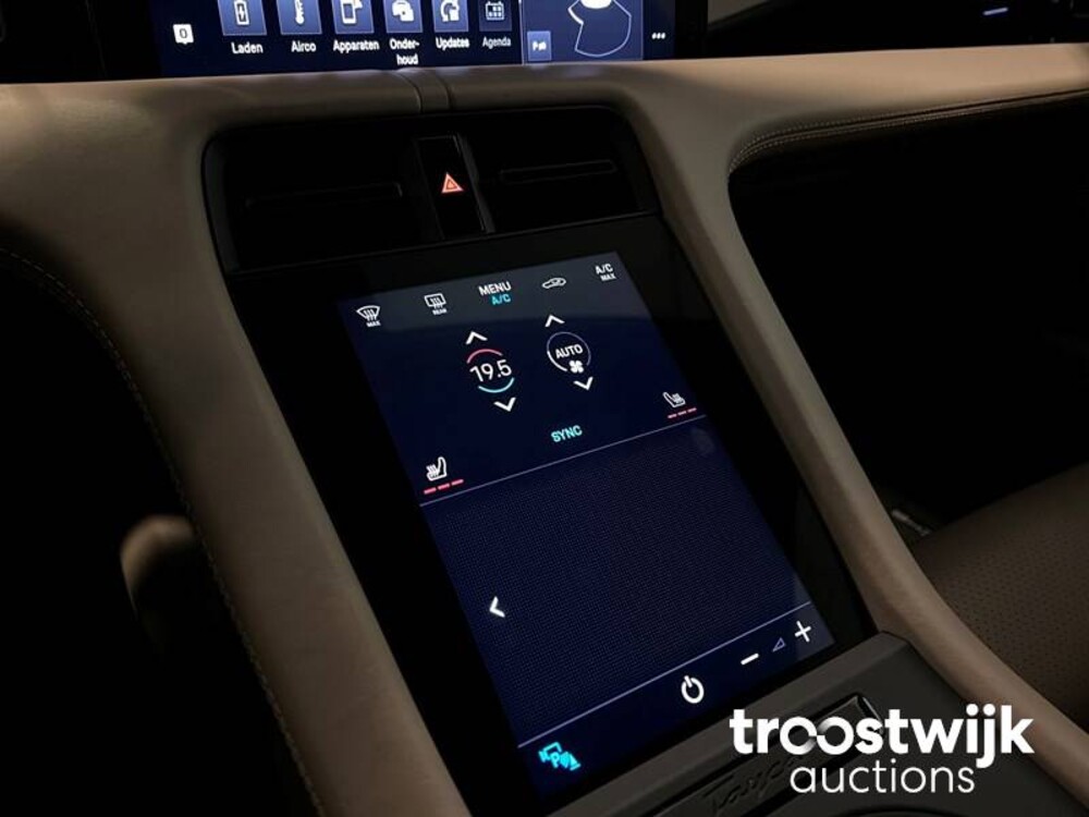 Porsche Taycan Turbo SportChrono SportDesign 680pk 2020