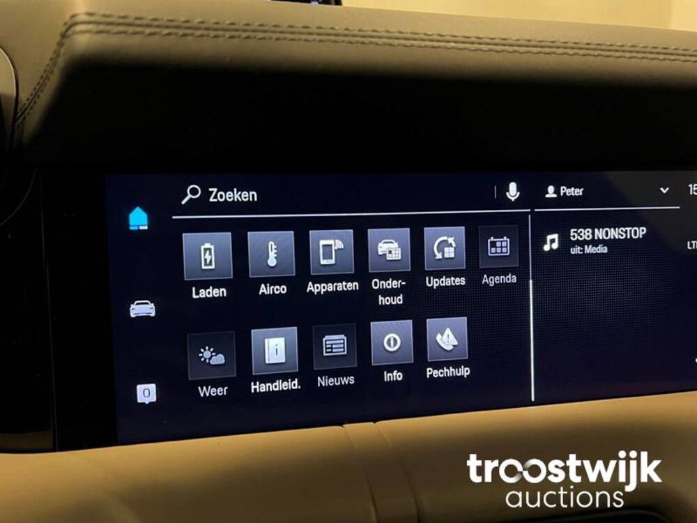 Porsche Taycan Turbo SportChrono SportDesign 680pk 2020