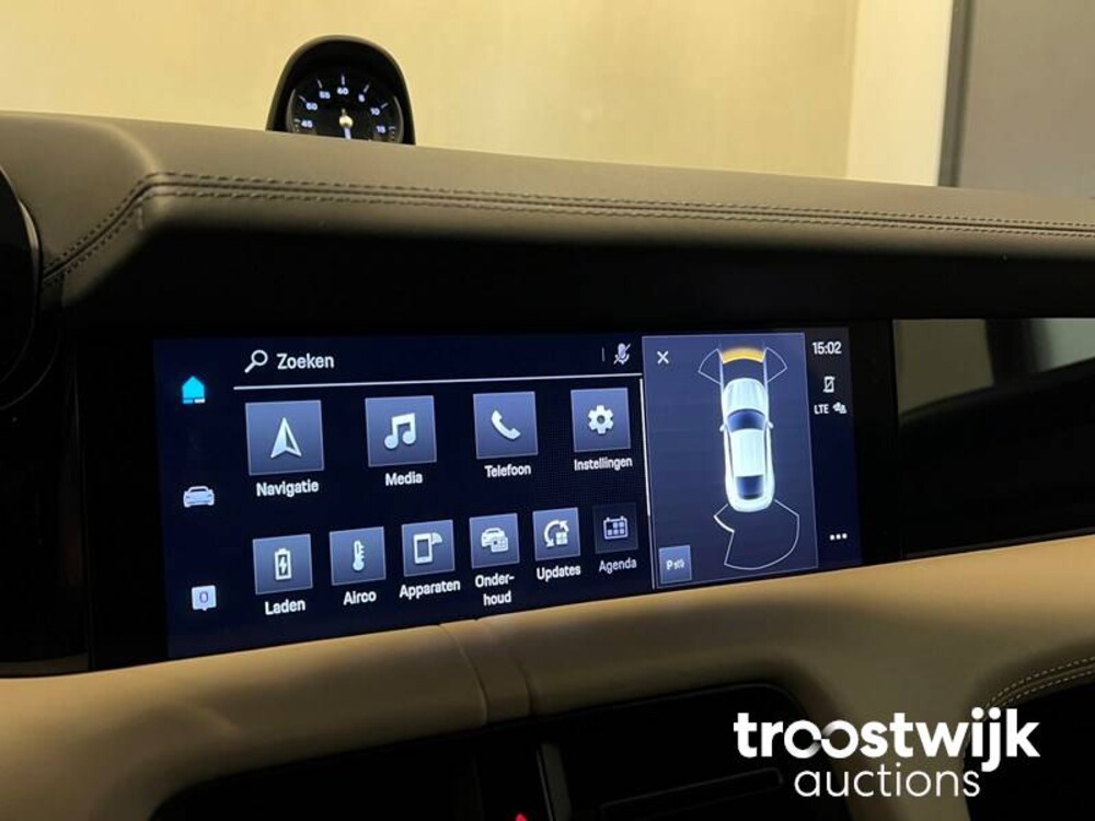 Porsche Taycan Turbo SportChrono SportDesign 680pk 2020