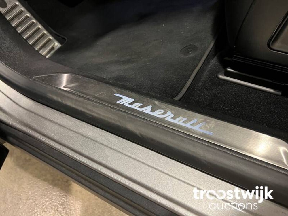 Maserati Levante S 3.0 V6 GranLusso SQ4 FACELIFT -Orig. NL- 430pk 2019, XL-035-N