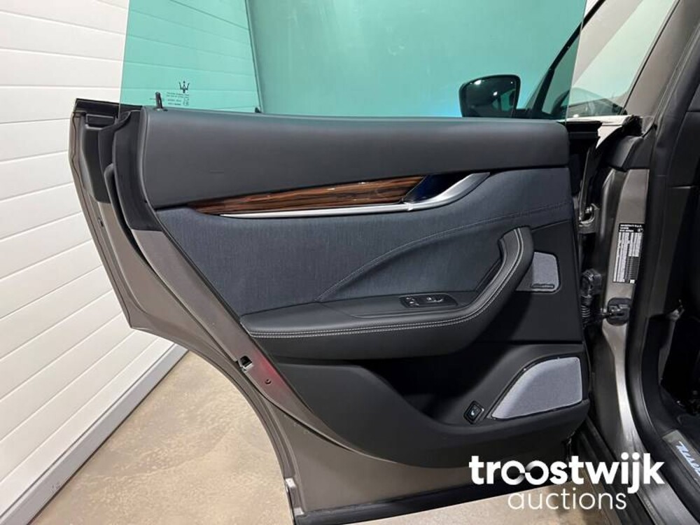 Maserati Levante S 3.0 V6 GranLusso SQ4 FACELIFT -Orig. NL- 430pk 2019, XL-035-N