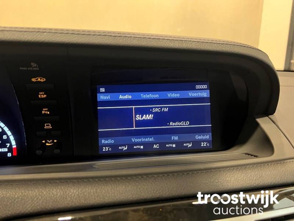 Mercedes-Benz CL63 AMG Auto