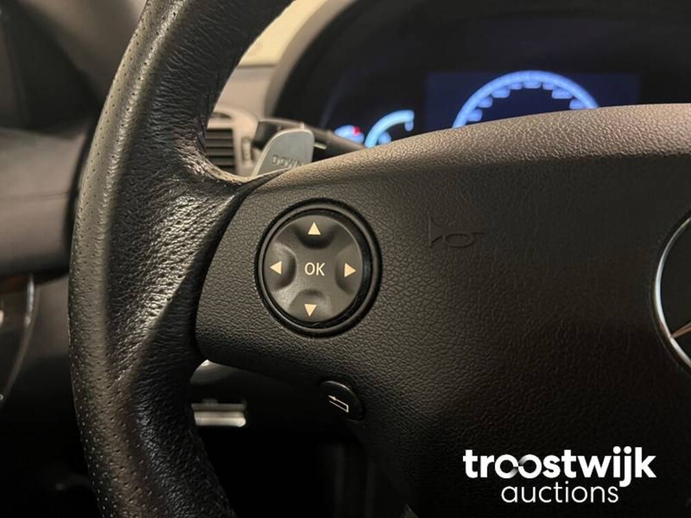 Mercedes-Benz CL63 AMG Auto