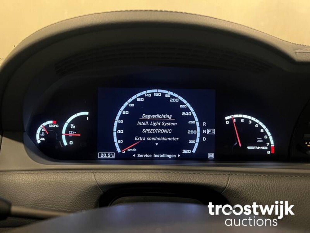 Mercedes-Benz CL63 AMG Auto