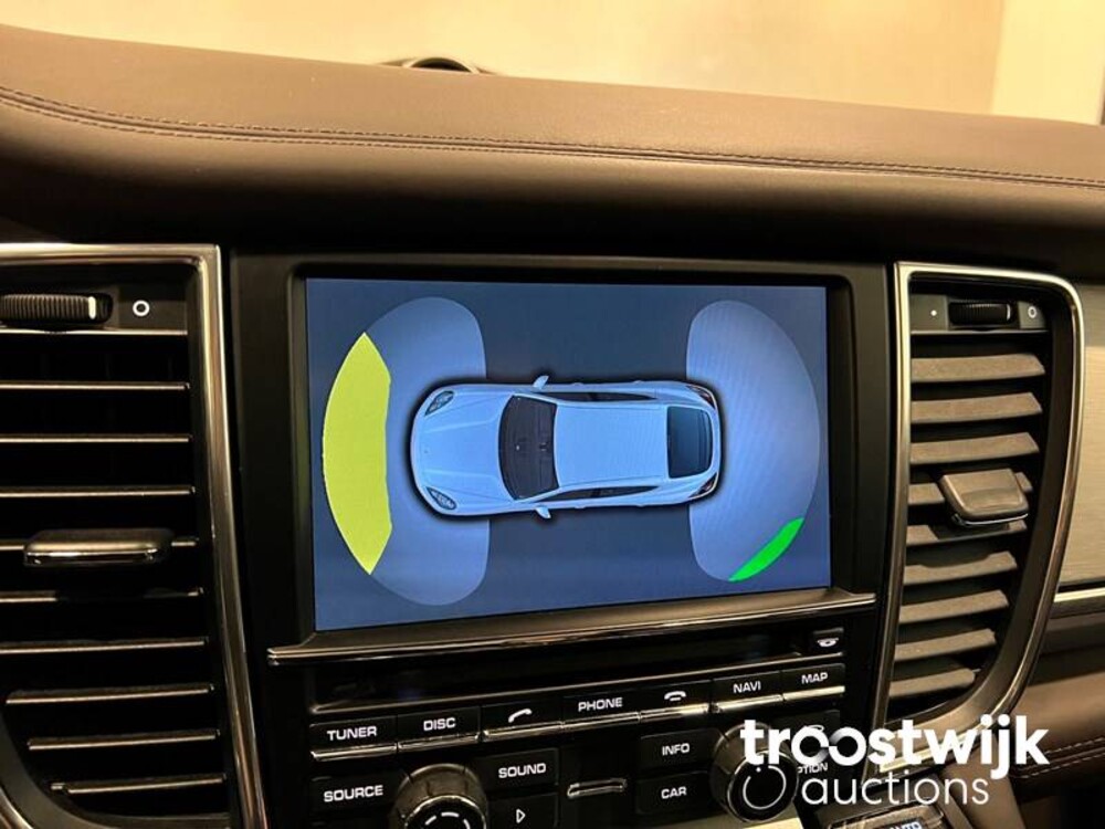 Porsche Panamera Turbo 4.8 Auto