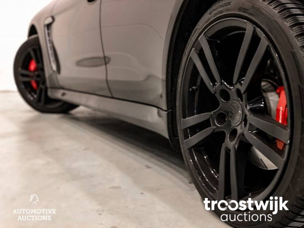 Porsche Panamera Turbo 4.8 Auto