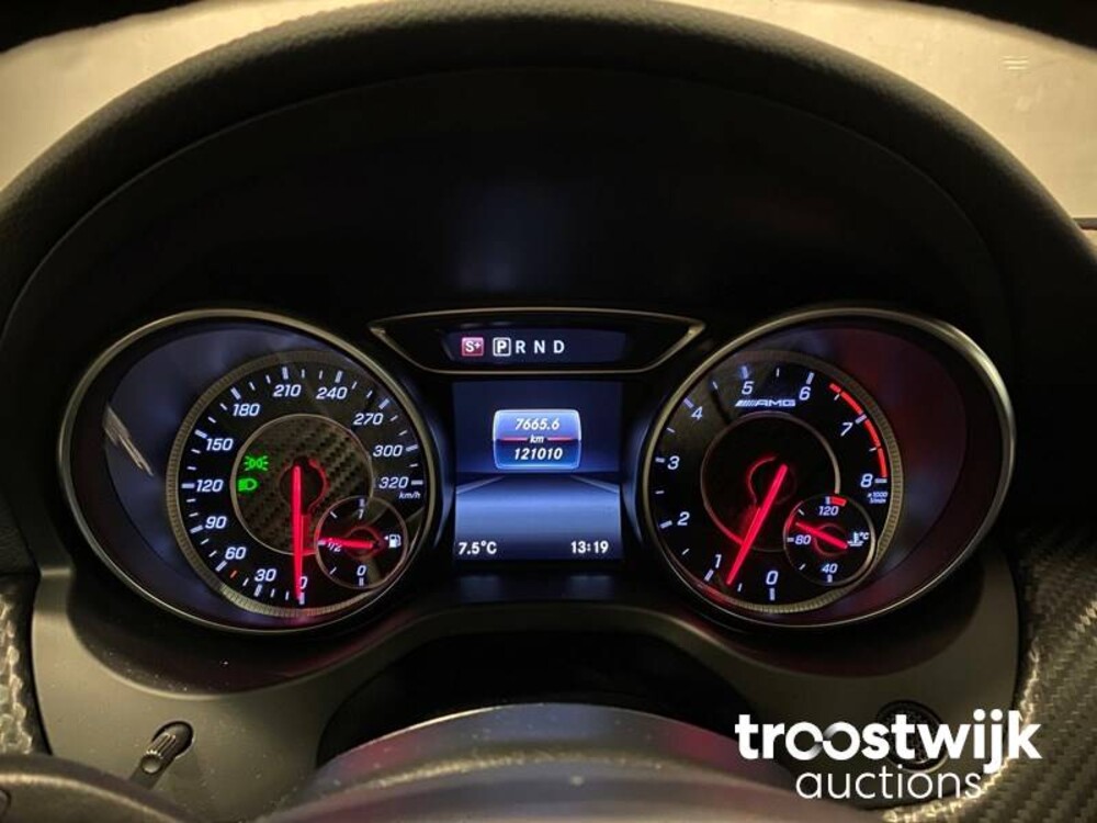 Mercedes-Benz A45 AMG 4Matic Auto