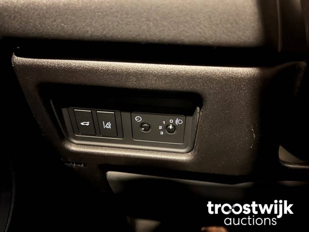 Land Rover Discovery Sport 2.0 TD4 SE Auto