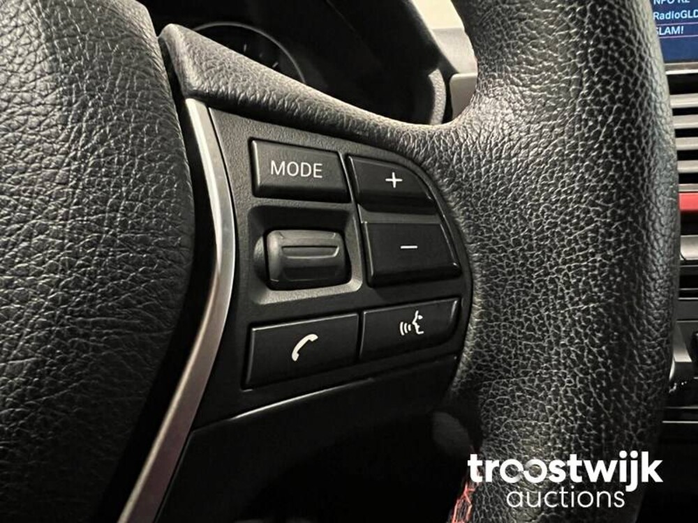 BMW 320i Executive Sportline 3-serie Auto