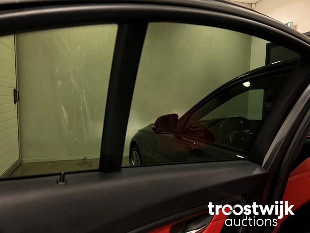 BMW 320i Executive Sportline 3-serie Auto