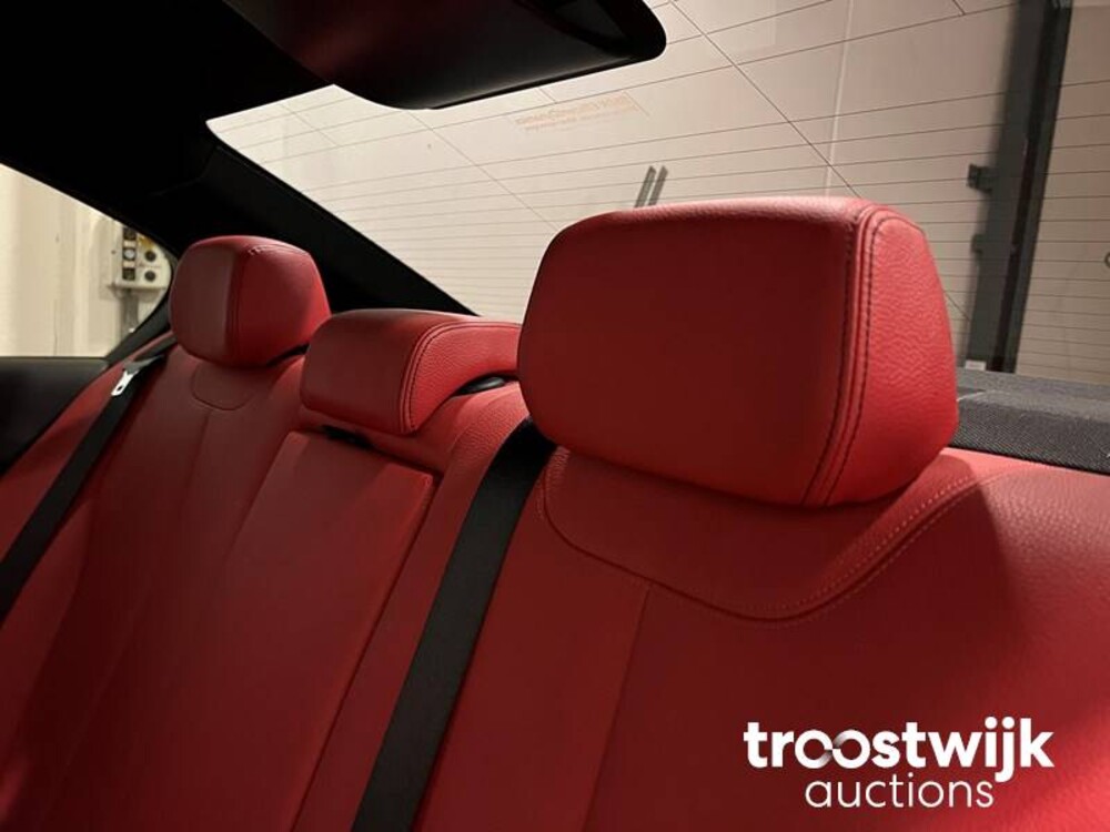 BMW 320i Executive Sportline 3-serie Auto