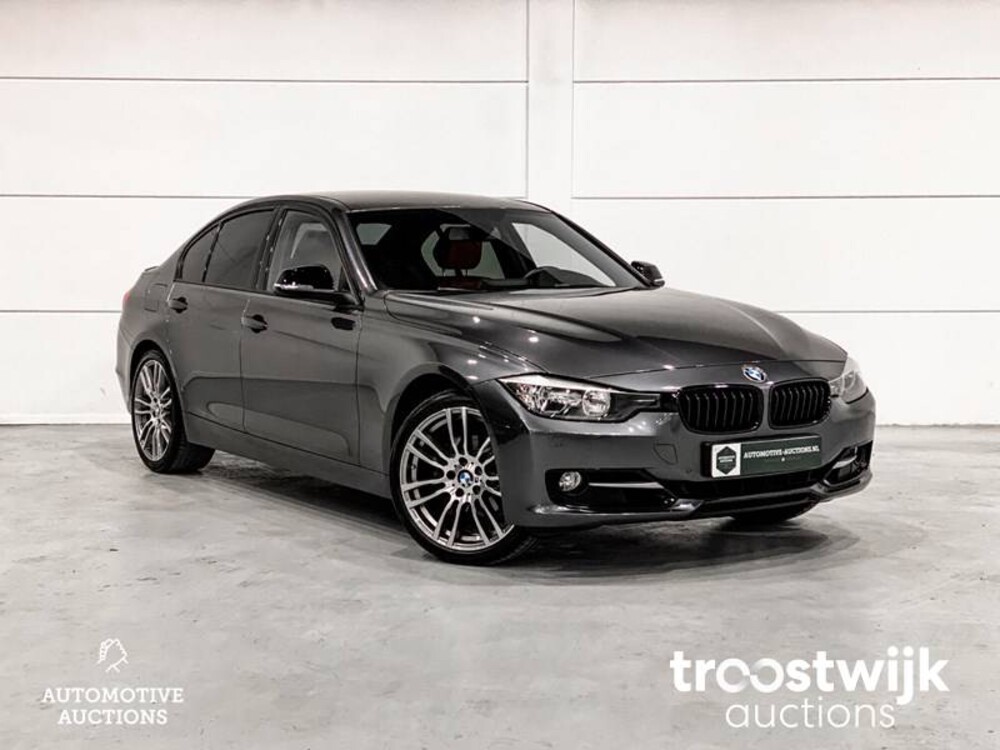 BMW 320i Executive Sportline 3-serie Auto