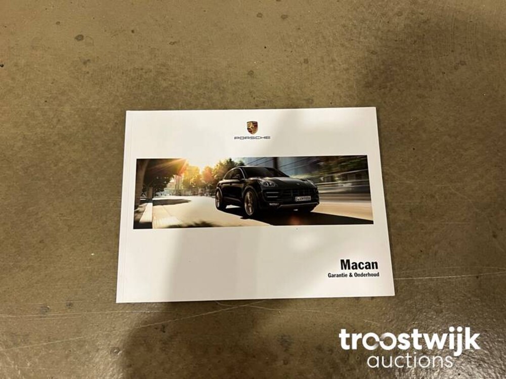 Porsche Macan Turbo 3.6 V6 Auto