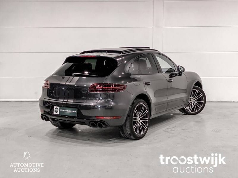 Porsche Macan Turbo 3.6 V6 Auto