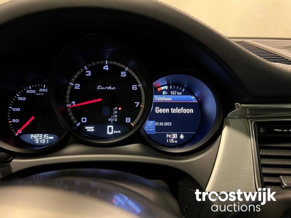 Porsche Macan Turbo 3.6 V6 Auto