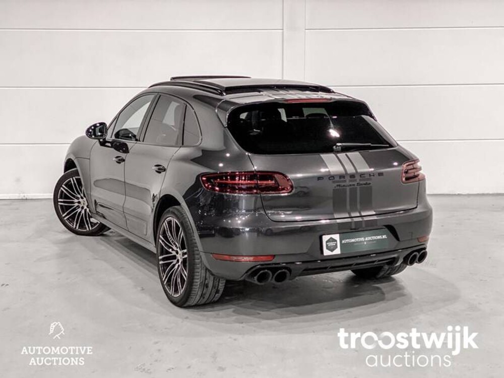 Porsche Macan Turbo 3.6 V6 Auto