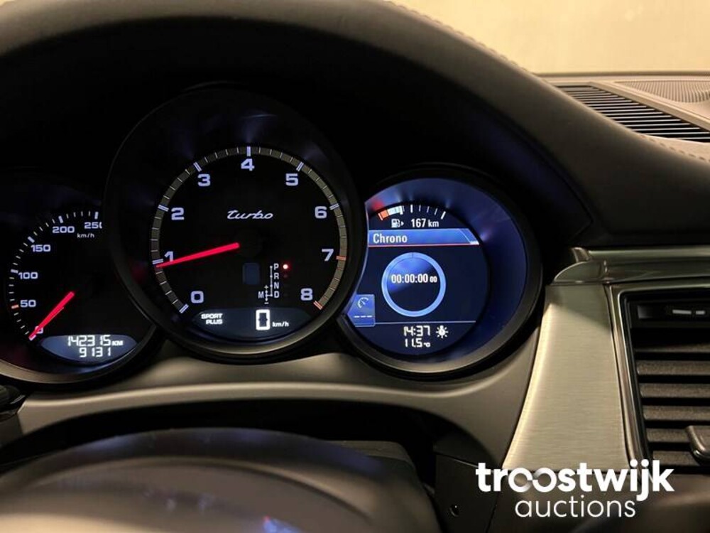 Porsche Macan Turbo 3.6 V6 Auto