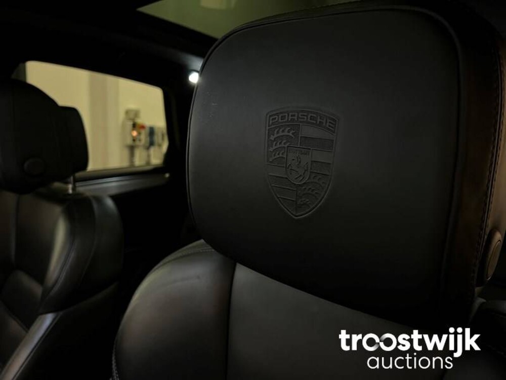 Porsche Macan Turbo 3.6 V6 Auto