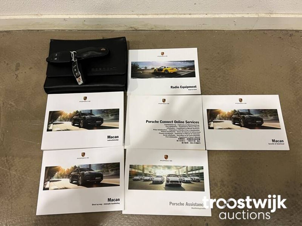 Porsche Macan Turbo 3.6 V6 Auto