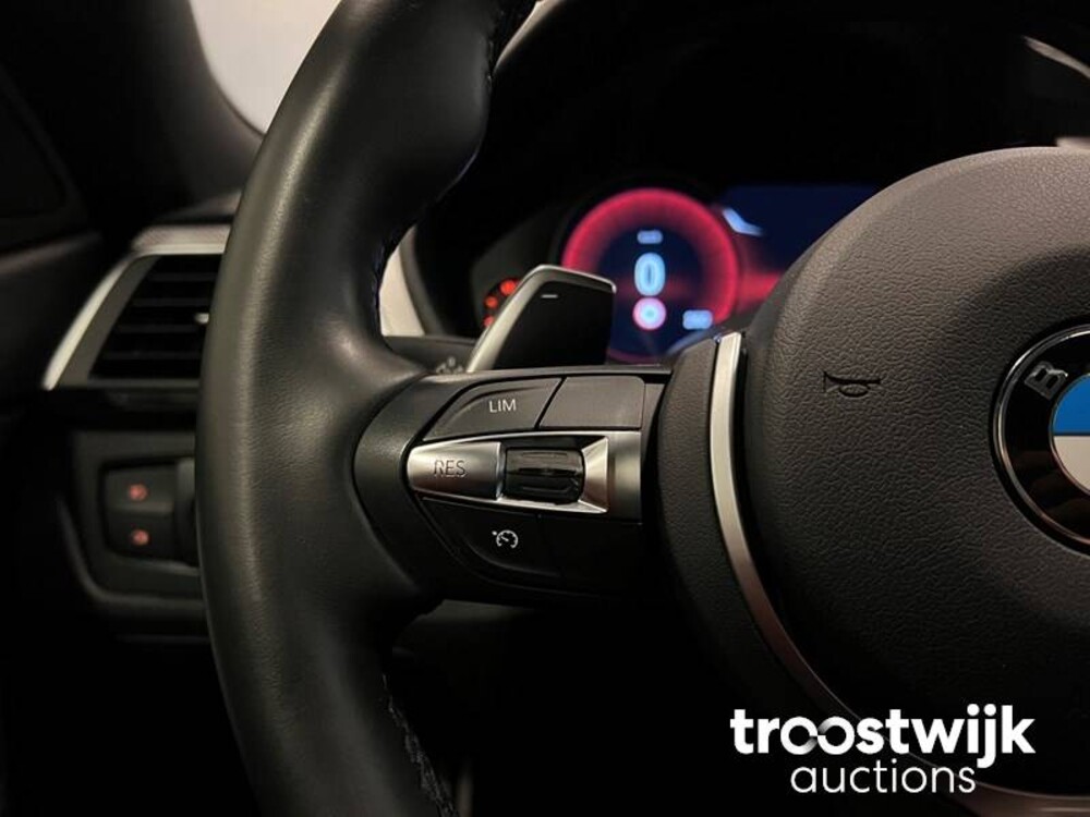 BMW 420i Coupé M-Sport High Executive 4-serie Auto