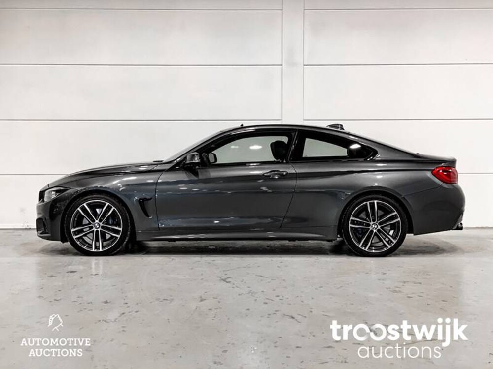 BMW 420i Coupé M-Sport High Executive 4-serie Auto