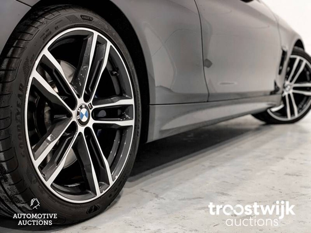 BMW 420i Coupé M-Sport High Executive 4-serie Auto