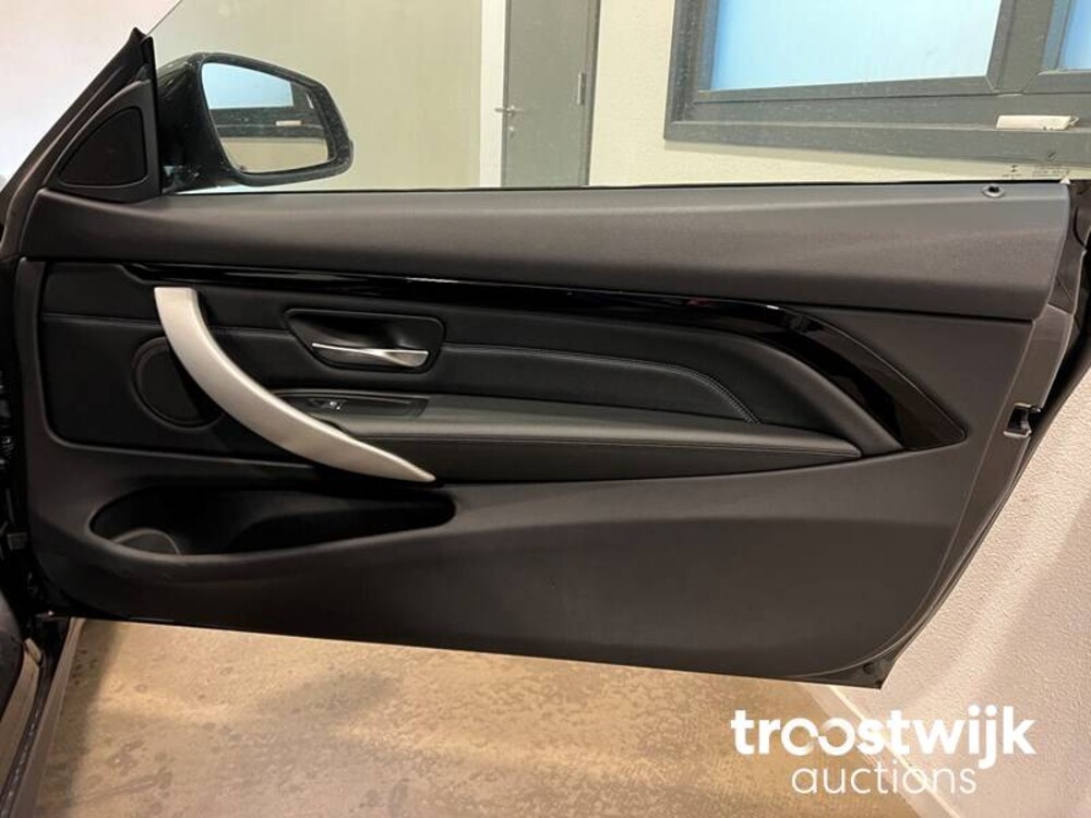 BMW 420i Coupé M-Sport High Executive 4-serie Auto