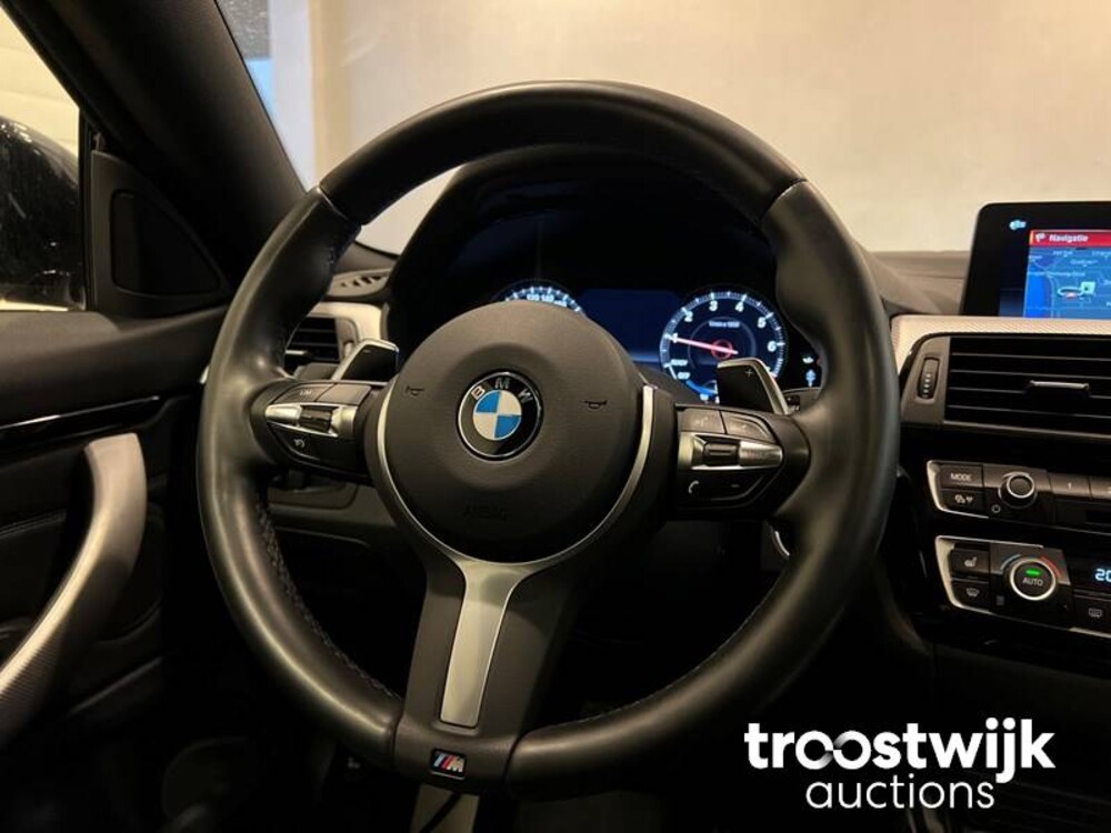 BMW 420i Coupé M-Sport High Executive 4-serie Auto