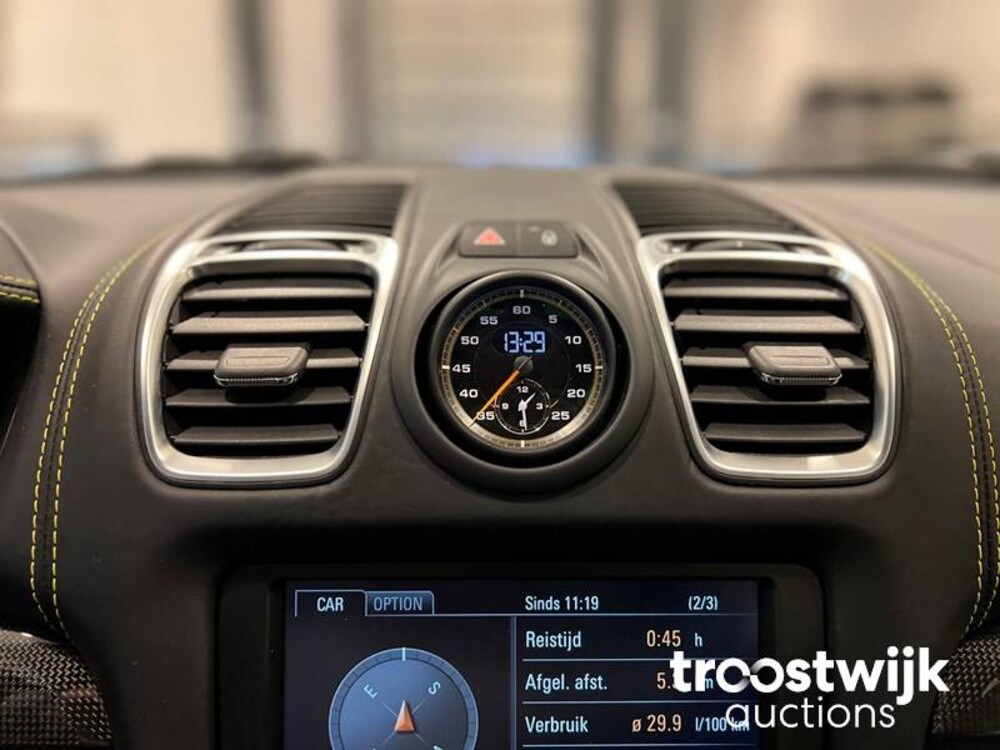 Porsche Cayman GT4 981 Auto