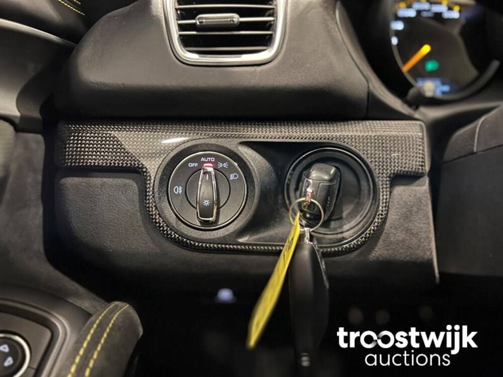 Porsche Cayman GT4 981 Auto