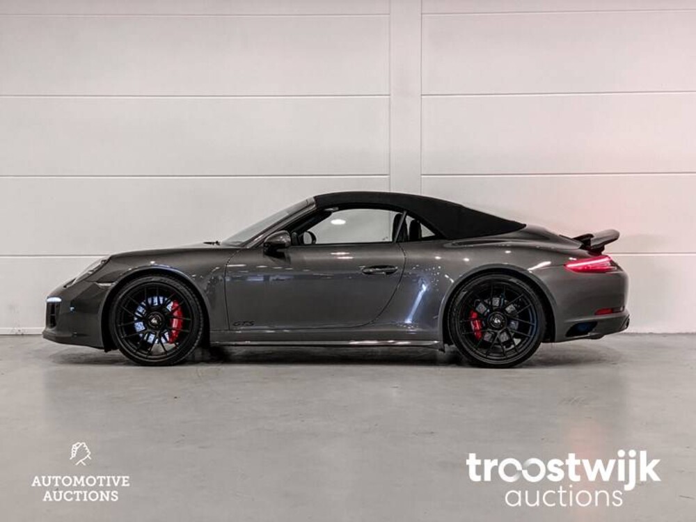 Porsche 911.2 Carrera 4 GTS 3.0 Auto