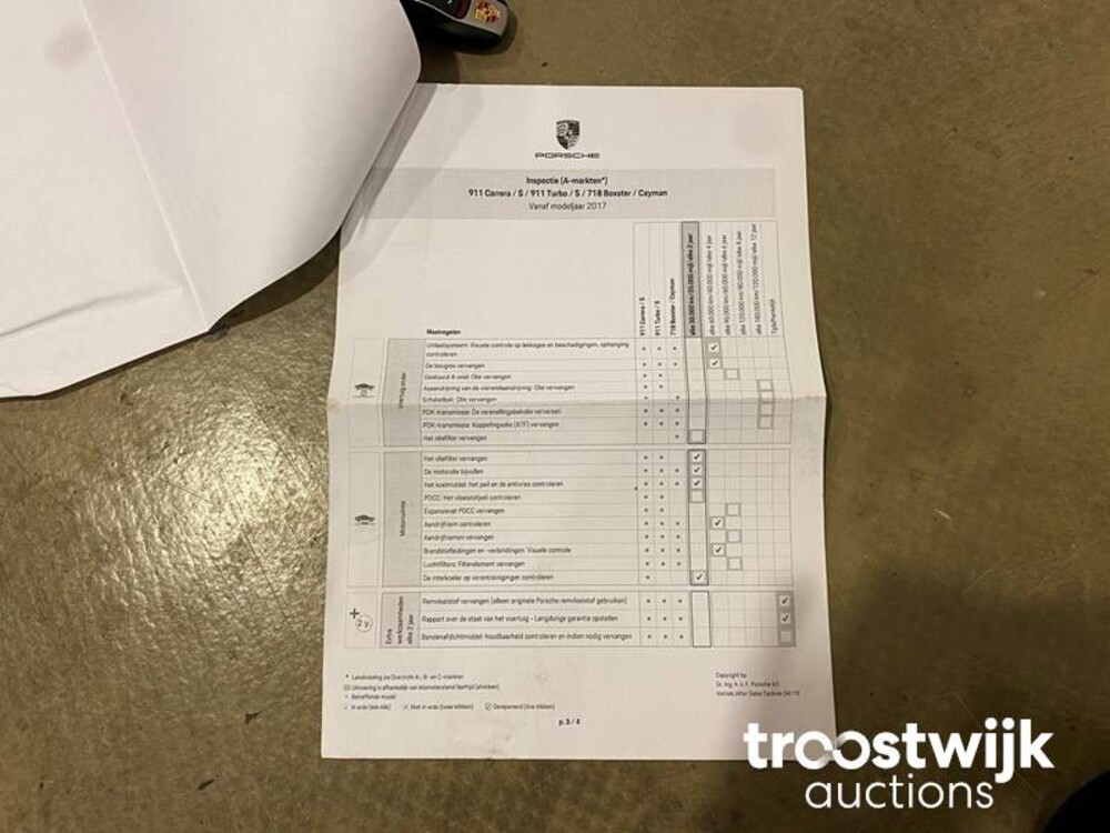 Porsche 911.2 Carrera 4 GTS 3.0 Auto