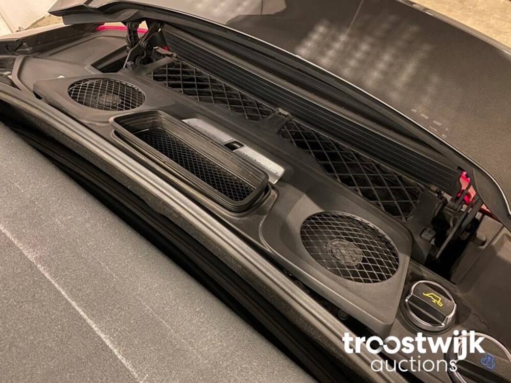 Porsche 911.2 Carrera 4 GTS 3.0 Auto