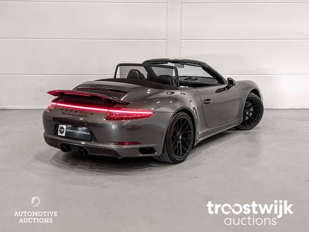 Porsche 911.2 Carrera 4 GTS 3.0 Auto