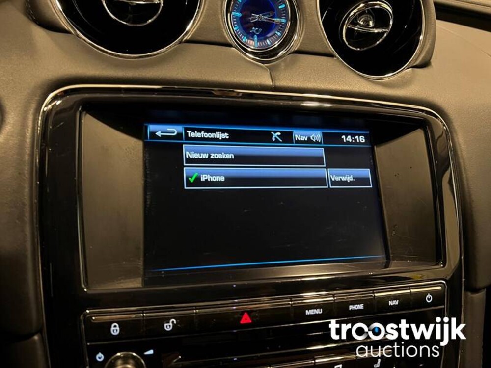 Jaguar XJ Premium Luxury 2.0 Auto