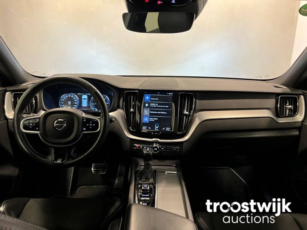 Volvo XC60 D4 R-Design Inscription 2.0  Auto