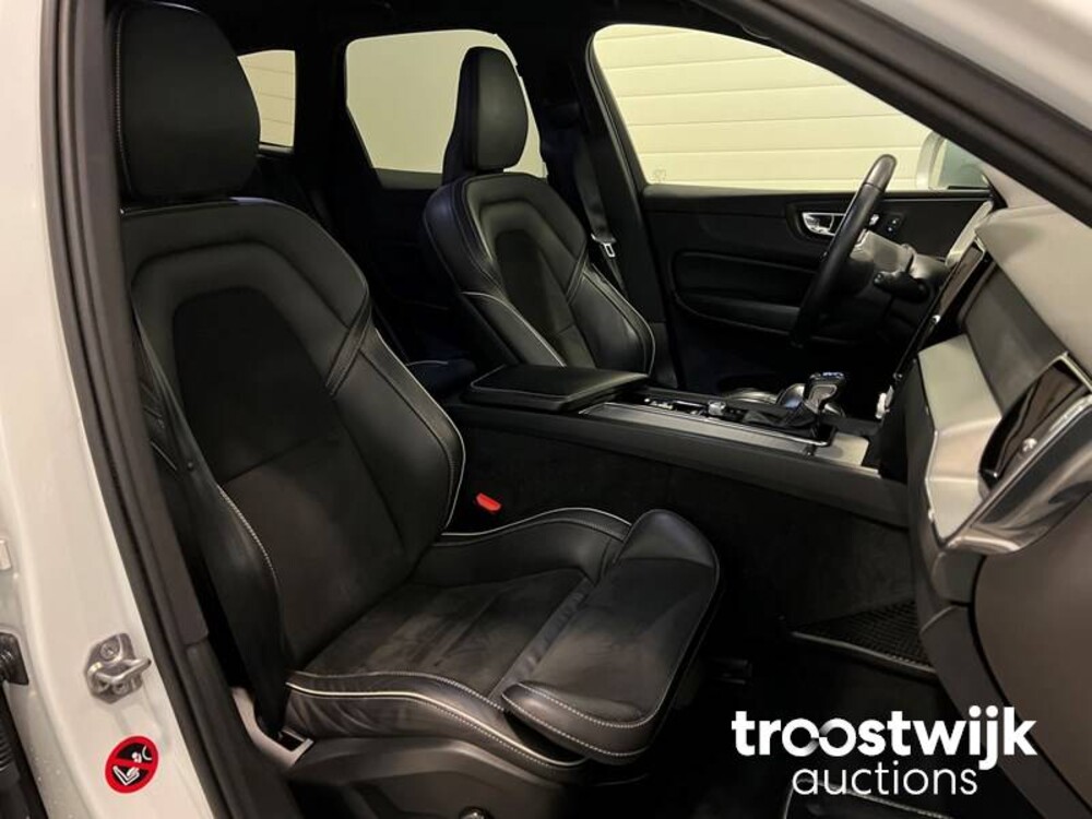 Volvo XC60 D4 R-Design Inscription 2.0  Auto