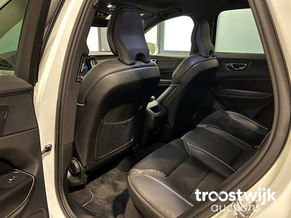 Volvo XC60 D4 R-Design Inscription 2.0  Auto