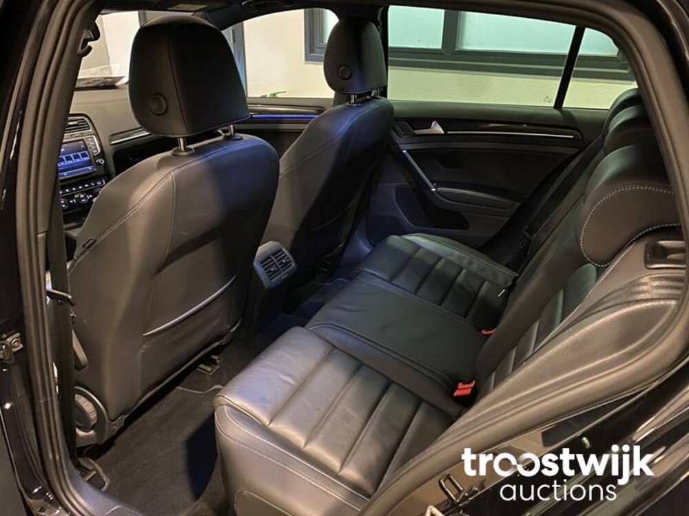 Volkswagen Golf GTE 1.4 TSI Auto