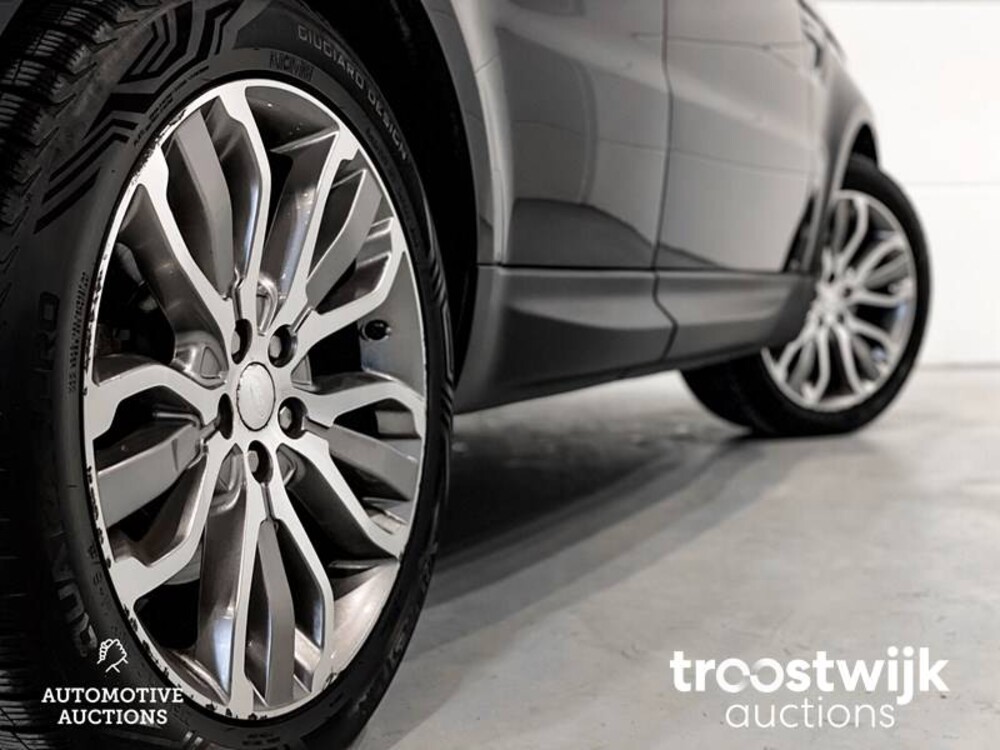 Land Rover Range Rover Sport 3.0 TDV6 HSE Dynamic Auto