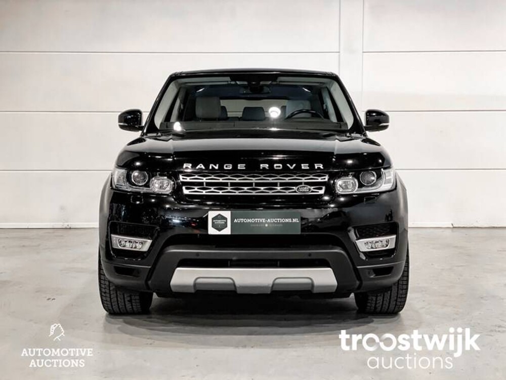 Land Rover Range Rover Sport 3.0 TDV6 HSE Dynamic Auto