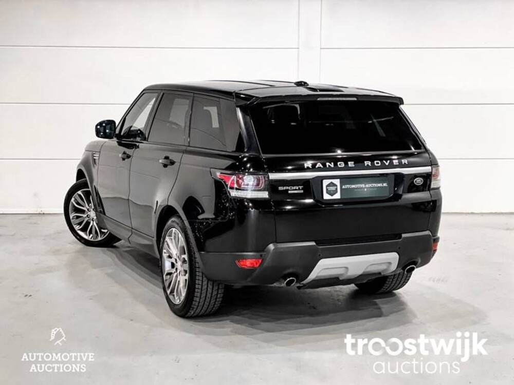 Land Rover Range Rover Sport 3.0 TDV6 HSE Dynamic Auto