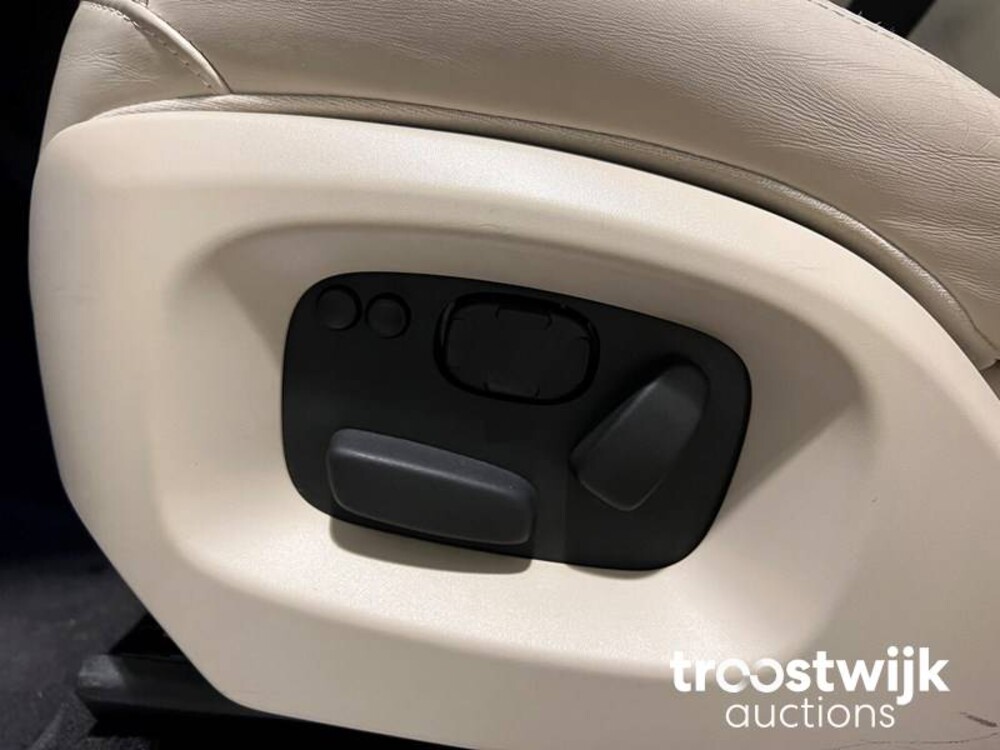 Land Rover Range Rover Sport 3.0 TDV6 HSE Dynamic Auto