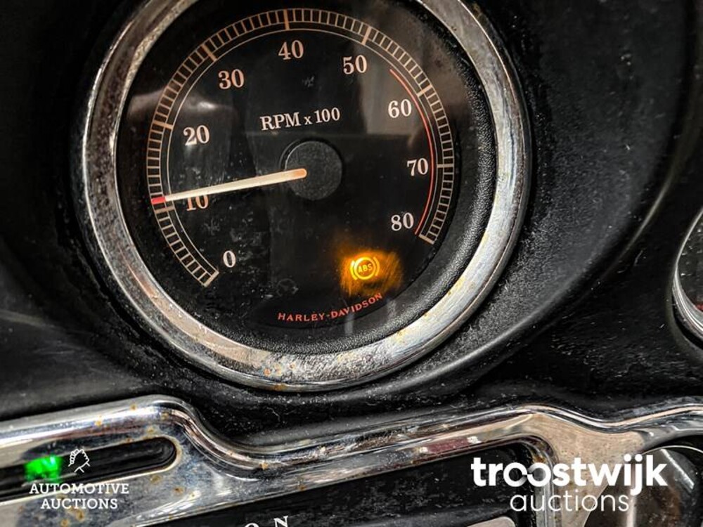 Harley Davidson FLHTCUI Electra Glide Ultra Classic Motorcycle