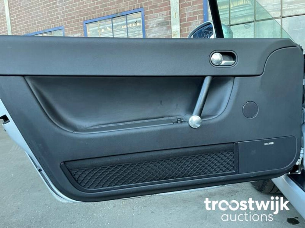 Audi TT Roadster 1.8 5V Turbo Quattro Car